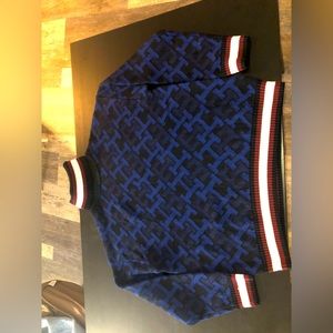 Very Chic Tommy Hilfiger Turtle Neck (Brand New) Price negotiable.